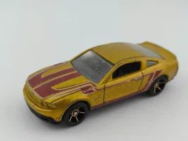 hot-wheels-2010-ford-mustang-gt