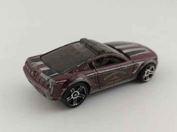 hot-wheels-ford-mustang-gt-concept-stan-nowy