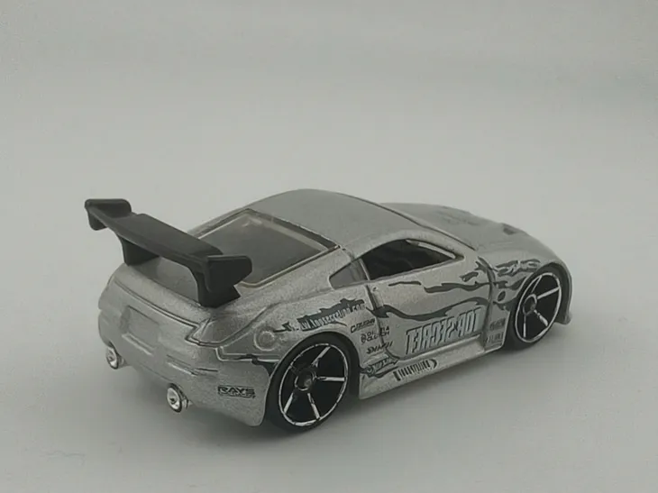 hot-wheels-nissan-350z-stan-nowy