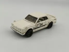 hot-wheels-1971-nissan-skyline-ht-2000-gt-r