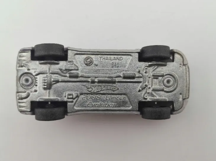 hot-wheels-2008-mitsubishi-lancer-evolution-marka-hot-wheels