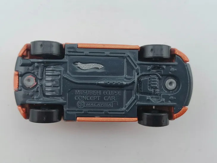 hot-wheels-mitsubishi-eclipse-concept-car-marka-hot-wheels