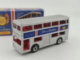 no17-matchbox-lesney-the-londoner-silver-jubilee-boxed