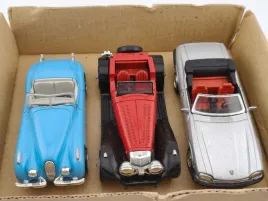 new-ray-national-motor-musuem-1-43-scale-jaguar-3-car-gift-set