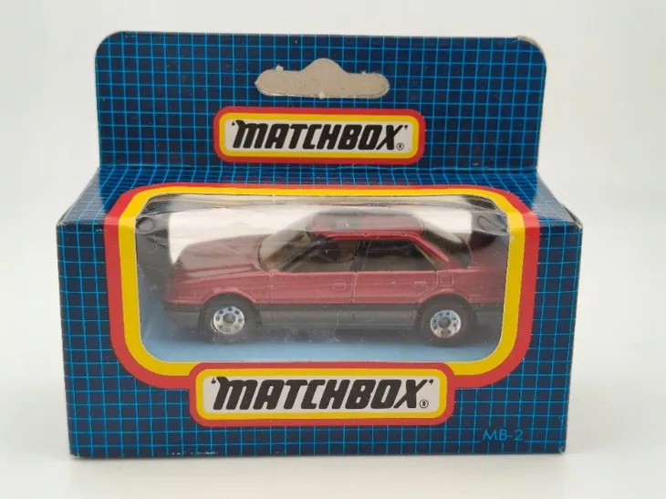mb2-matchbox-rover-sterling-blue-grid-box