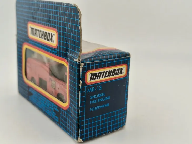 mb13-matchbox-snorkel-fire-engine-blue-grid-box-model-mb13-matchbox-snorkel-fire-engine-blue-grid-box