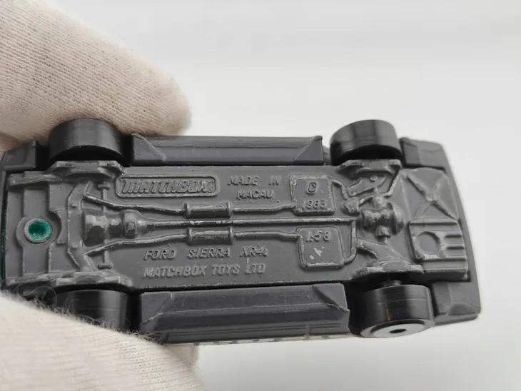matchbox-laser-wheels-ford-sierra-marka-matchbox