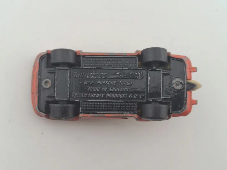matchbox-porsche-911-turbo-marka-matchbox