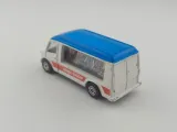 corgi-mercedes-mobile-shop-stan-nowy