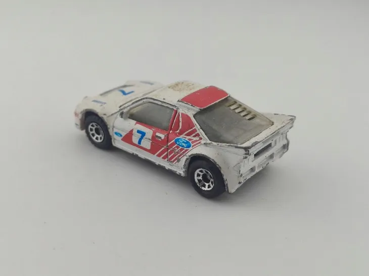matchbox-ford-rs200-rs-200-stan-nowy