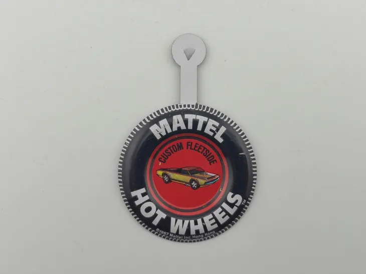hot-wheels-pin-custom-fleetside-redline
