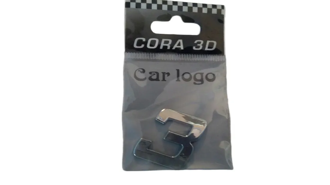 litera-cyfra-emblemat-3d-chrom-3