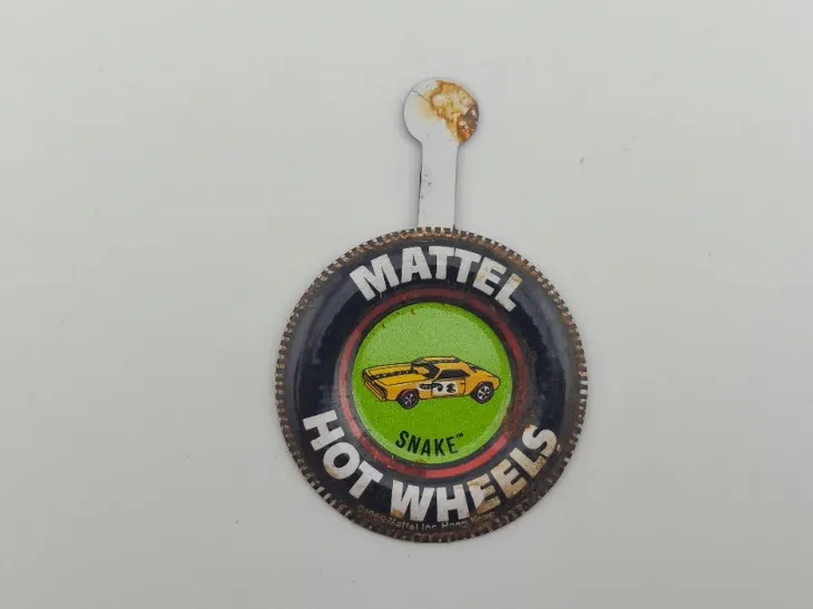 hot-wheels-pin-snake-redline