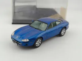 vitesse-jaguar-xk8-bez-lusterka-1-43-boxed
