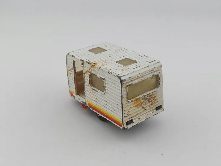 matchbox-caravan-trailer-przyczepka-stan-nowy