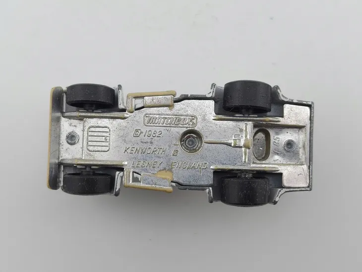 matchbox-kenworth-super-boss-marka-matchbox
