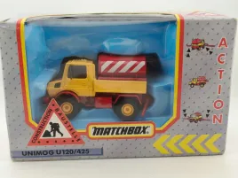 cs5-matchbox-action-system-mercedes-benz-unimog-u120-425-boxed