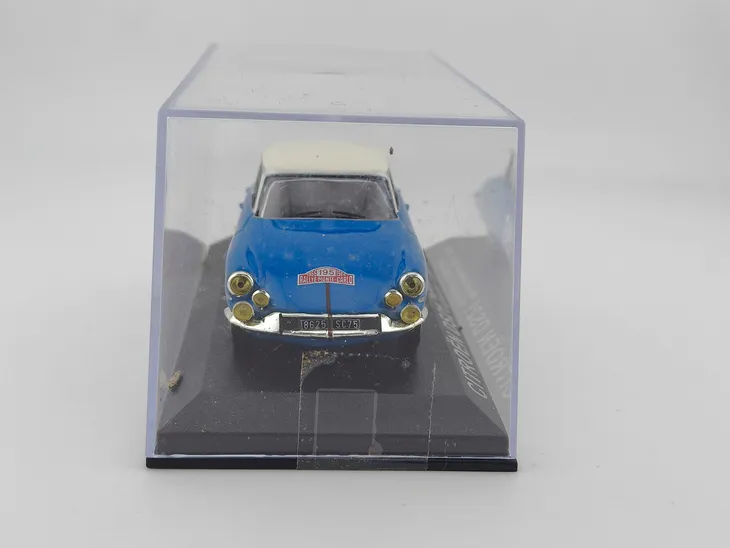 ixo-citroen-ds21-1-43-boxed-stan-nowy
