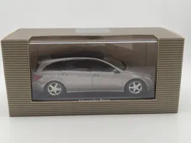 minichamps-mercedes-benz-r-class-boxed-1-43