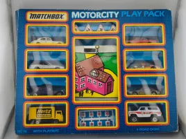mc16-matchbox-motorcity-play-pack-boxed