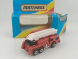 mb18-matchbox-fire-engine-blue-box-stan-nowy