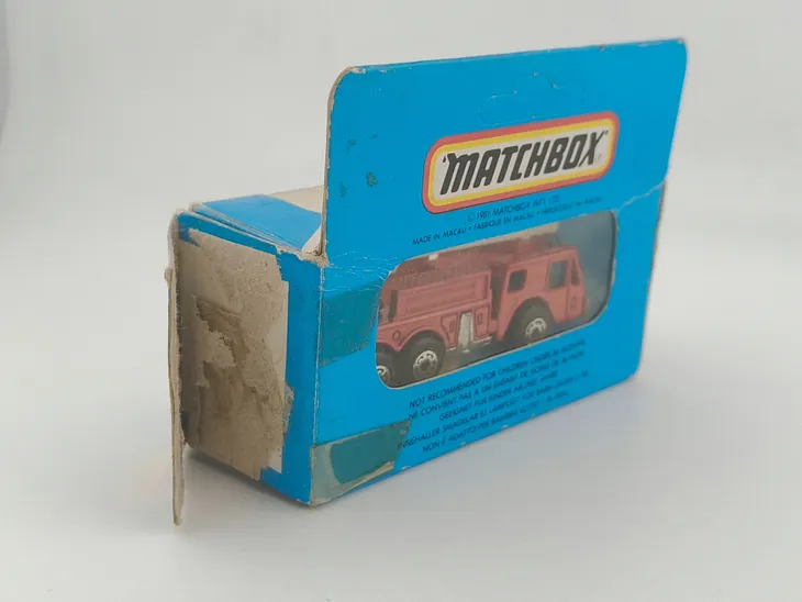 mb18-matchbox-fire-engine-blue-box-stan-nowy-marka-matchbox
