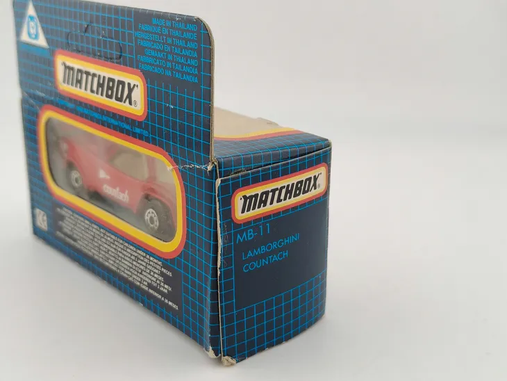 mb11-matchbox-lamborghini-countach-lp500s-blue-grid-box-model-mb11-matchbox-lamborghini-countach-lp500s-blue-grid-box