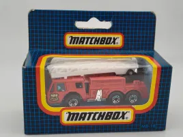 mb18-matchbox-fire-engine-blue-grid-box