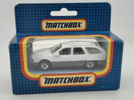 mb33-matchbox-mercury-sable-wagon-blue-grid-box