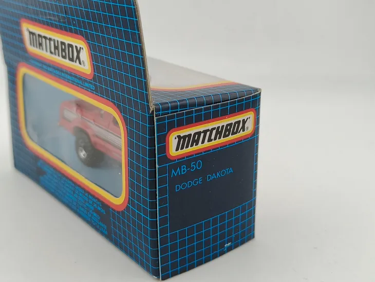 mb50-matchbox-dodge-dakota-blue-grid-box-marka-matchbox