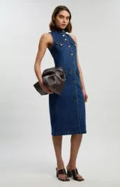 niebieska-jeansowa-sukienka-bez-rekawow-karen-millen-xxl