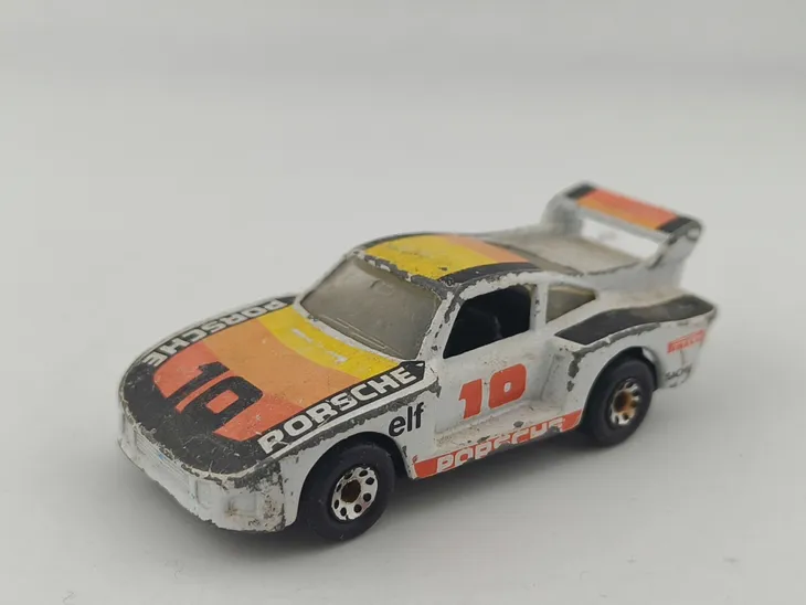 matchbox-porsche-935