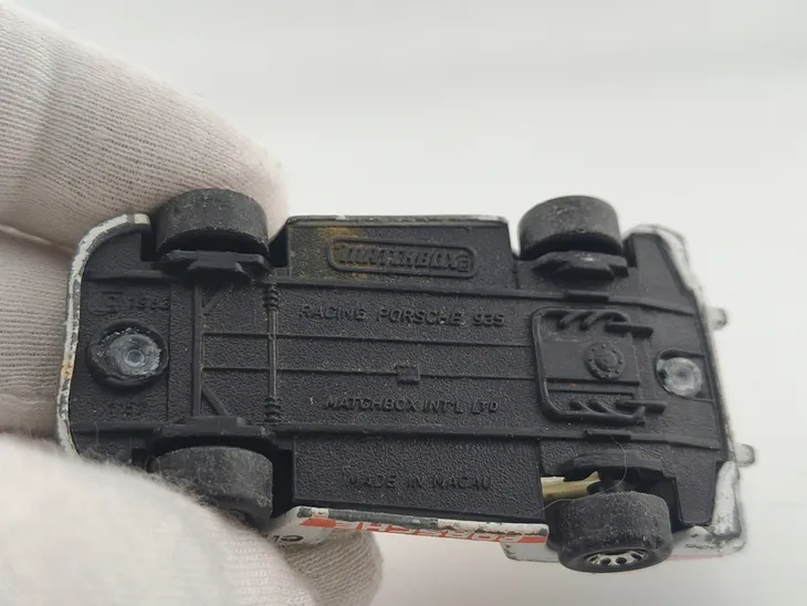 matchbox-porsche-935-marka-matchbox