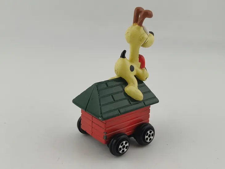 ertl-garfield-odie-resorak-stan-nowy