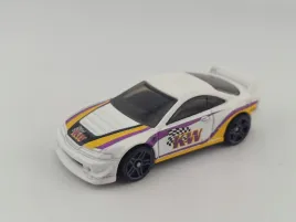 hot-wheels-custom-01-acura-integra-gsr