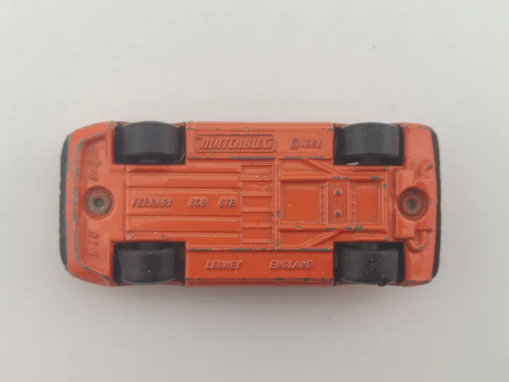 matchbox-ferrari-308-gtb-marka-matchbox