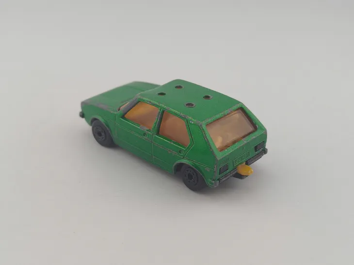 matchbox-vw-volkswagen-golf-stan-nowy