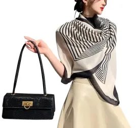 elegancki-damski-szal-piekna-duza-szykowna-chusta-90cm-x-90cm-czarno-biala