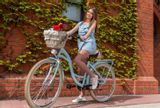 rower-miejski-goetze-mood-26-blekitny-6-bieg-shimano-waga-15-kg