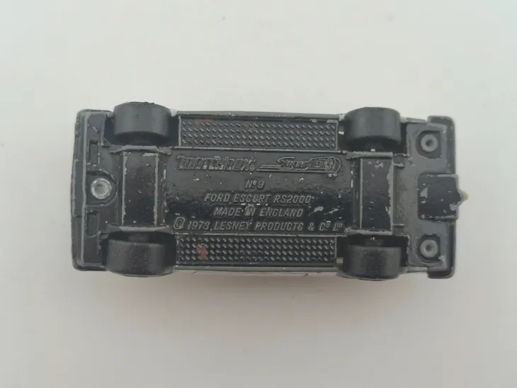 matchbox-ford-escort-rs2000-marka-matchbox