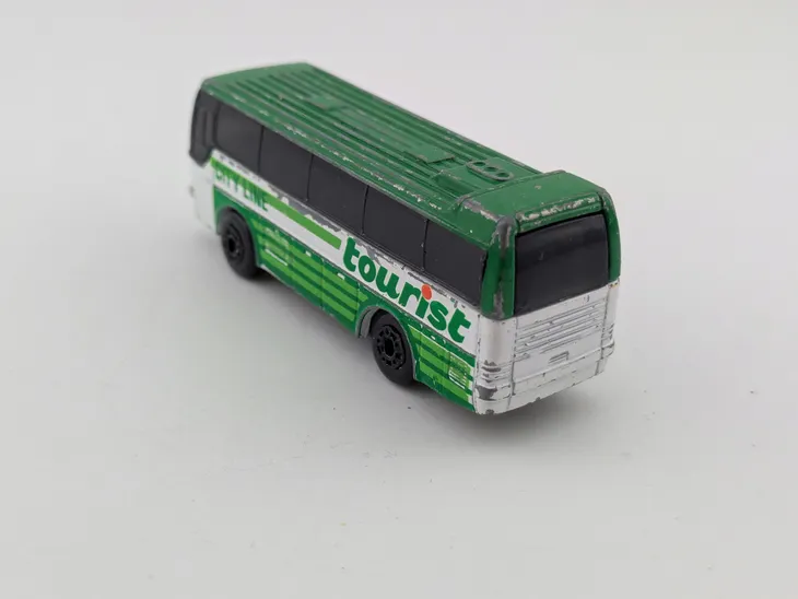 matchbox-ikarus-coach-stan-nowy
