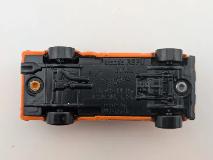 hot-wheels-mazda-repu-marka-hot-wheels