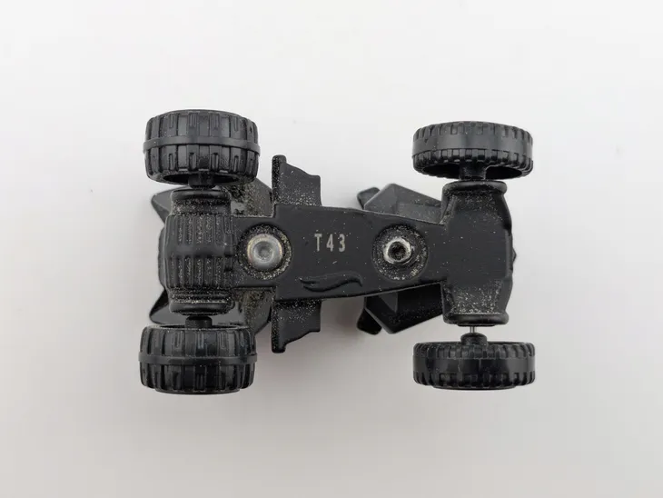 hot-wheels-tesla-cyberquad-marka-hot-wheels