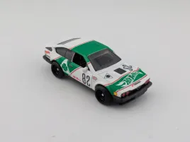 hot-wheels-premium-alfa-romeo-gtv6-3-0