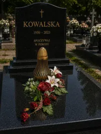 stroik-kompozycja-nagrobna-ozdoba-na-cmentarz