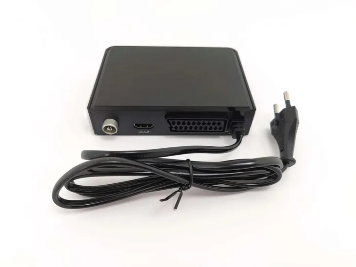 dekoder-majestic-dec-665hd-usb-dvd-t-t2-hdmi-stan-powystawowy