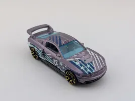 hot-wheels-custom-12-ford-mustang