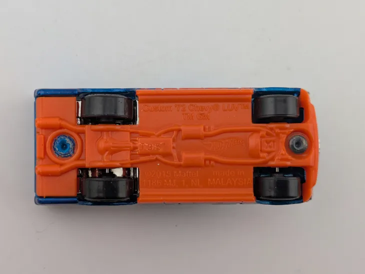 hot-wheels-custom-72-chevy-chevrolet-luv-marka-hot-wheels