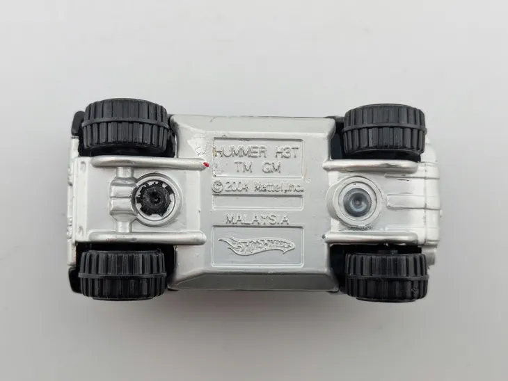 hot-wheels-hummer-h3t-marka-hot-wheels