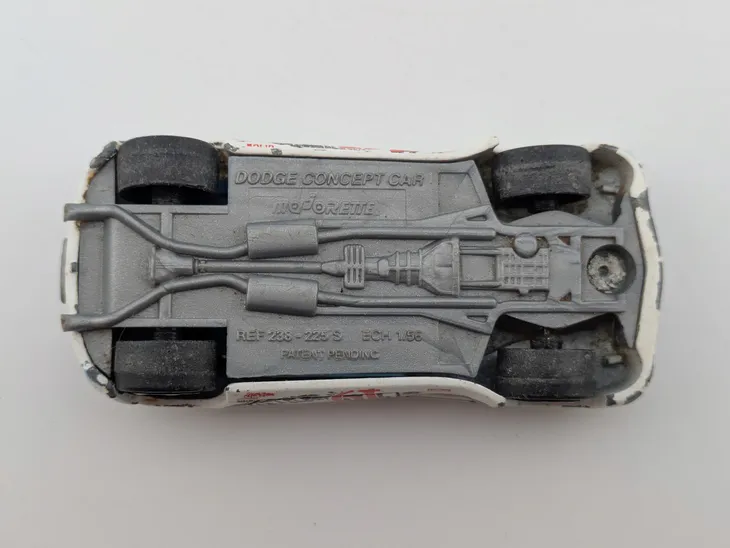 majorette-dodge-concept-car-marka-majorette